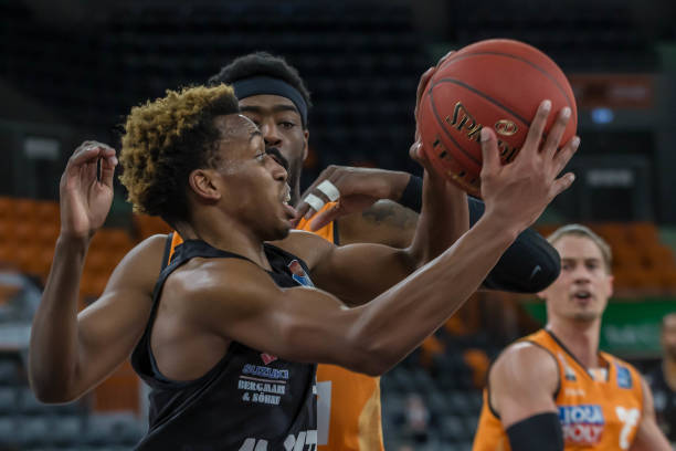 连续两双却 连续两双却